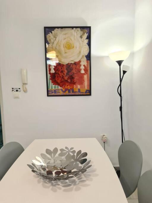 C Palacio Parking Segun Disponibilidad Seville Ngoại thất bức ảnh