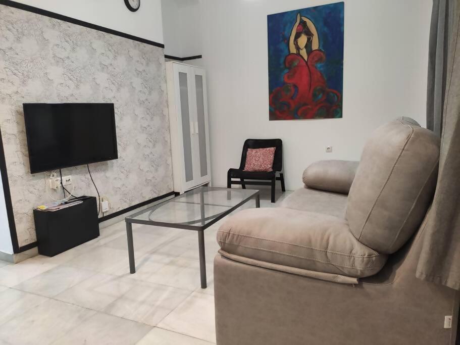 C Palacio Parking Segun Disponibilidad Seville Ngoại thất bức ảnh