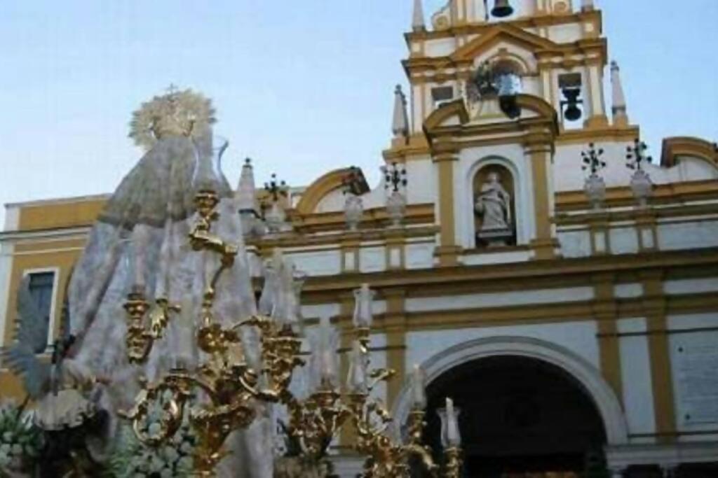 C Palacio Parking Segun Disponibilidad Seville Ngoại thất bức ảnh